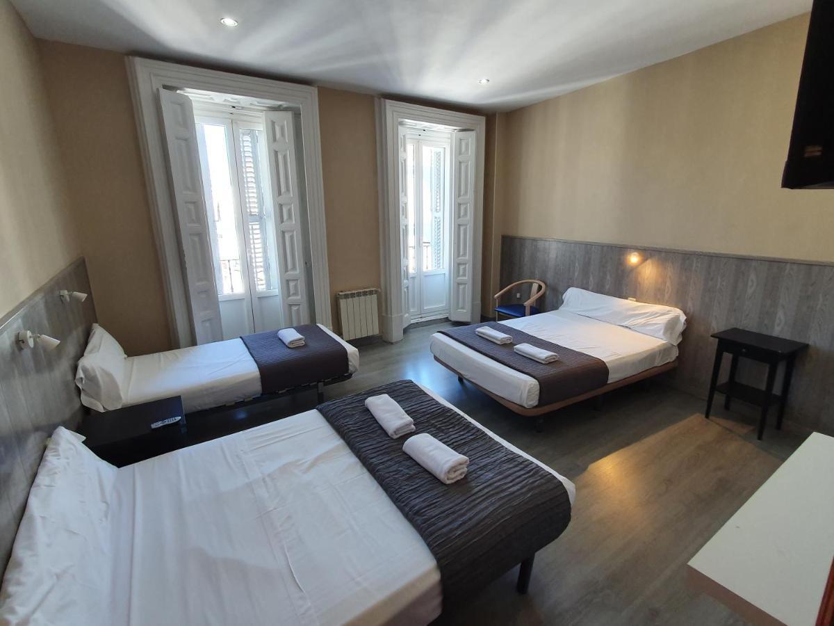 Plaza Dort Rooms IV — Photos 2